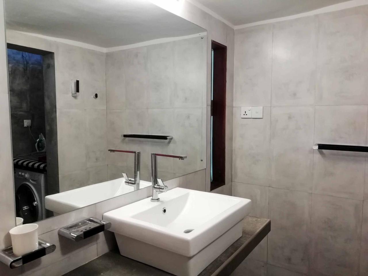Mitrayu Villa Nugegoda Dış mekan fotoğraf