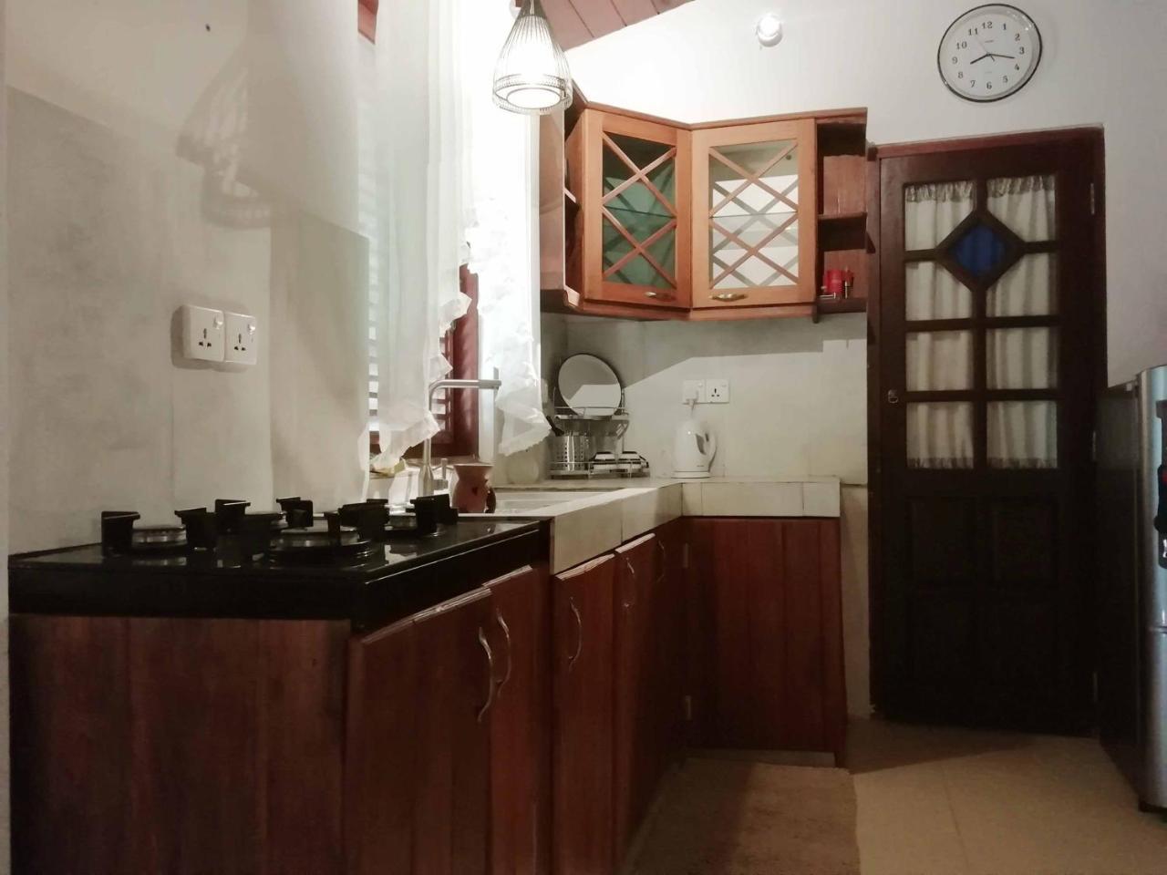 Mitrayu Villa Nugegoda Dış mekan fotoğraf